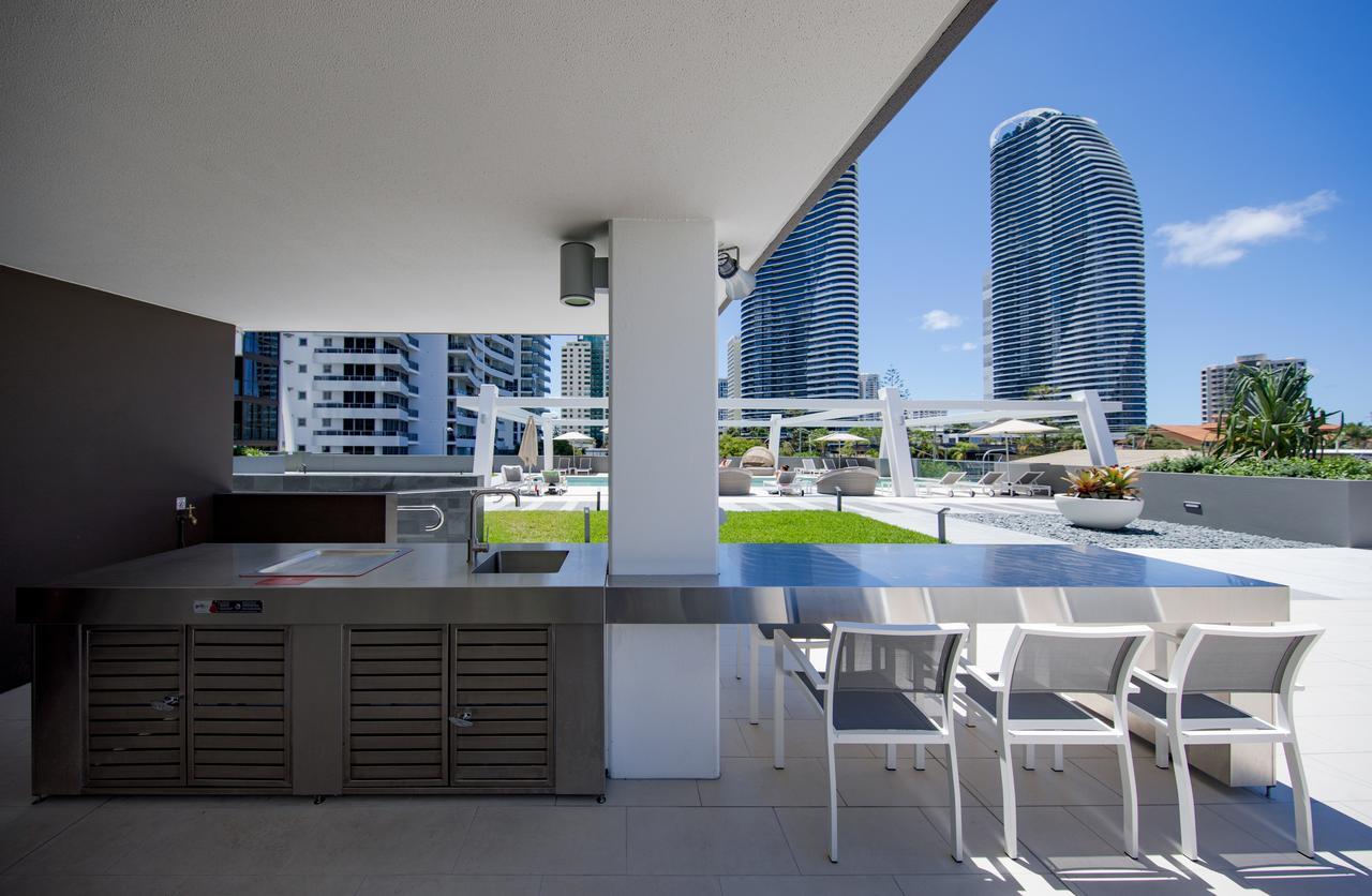 Dayday Premier Apartments At 2663 Gold Coast Hwy, Broadbeach المظهر الخارجي الصورة